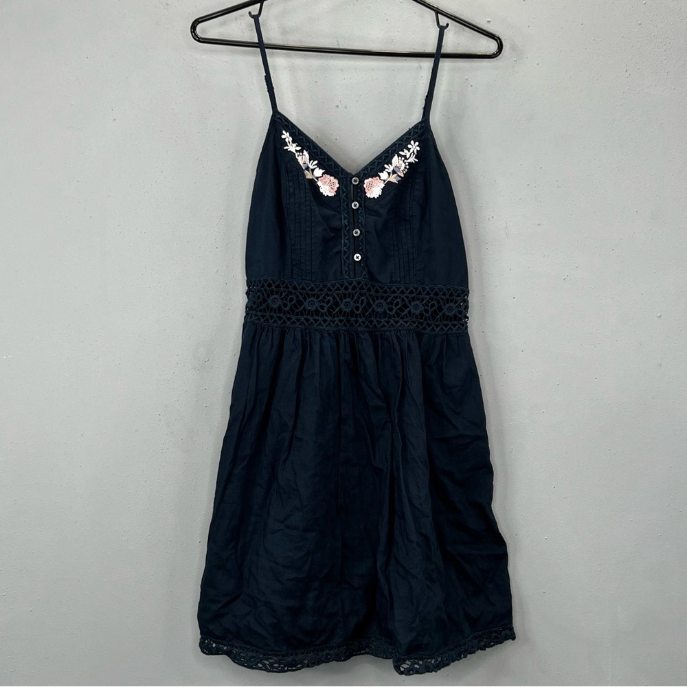 Abercrombie & Fitch Navy Blue Dress Pink Floral Embroider Lined Adjustable Strap